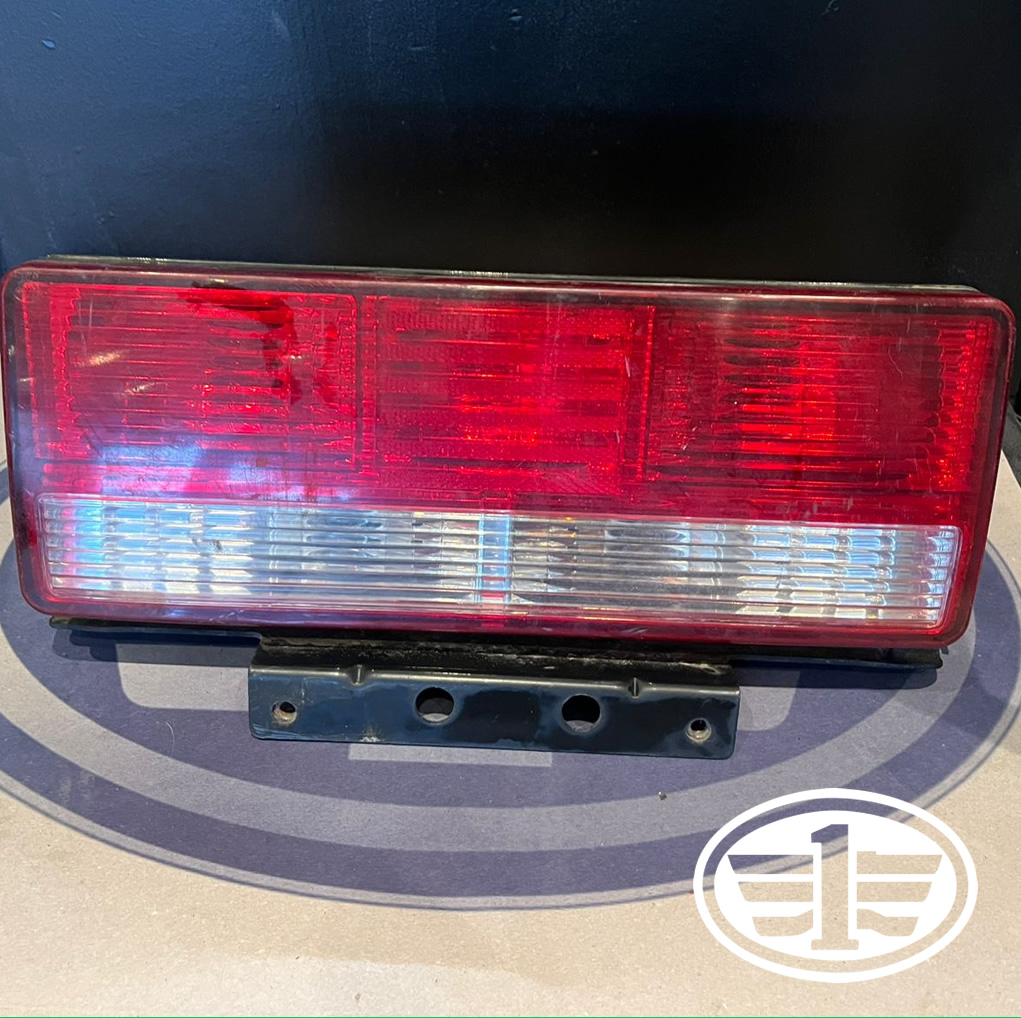 FARO IZQUIERDO, UNIDADES LIGERAS